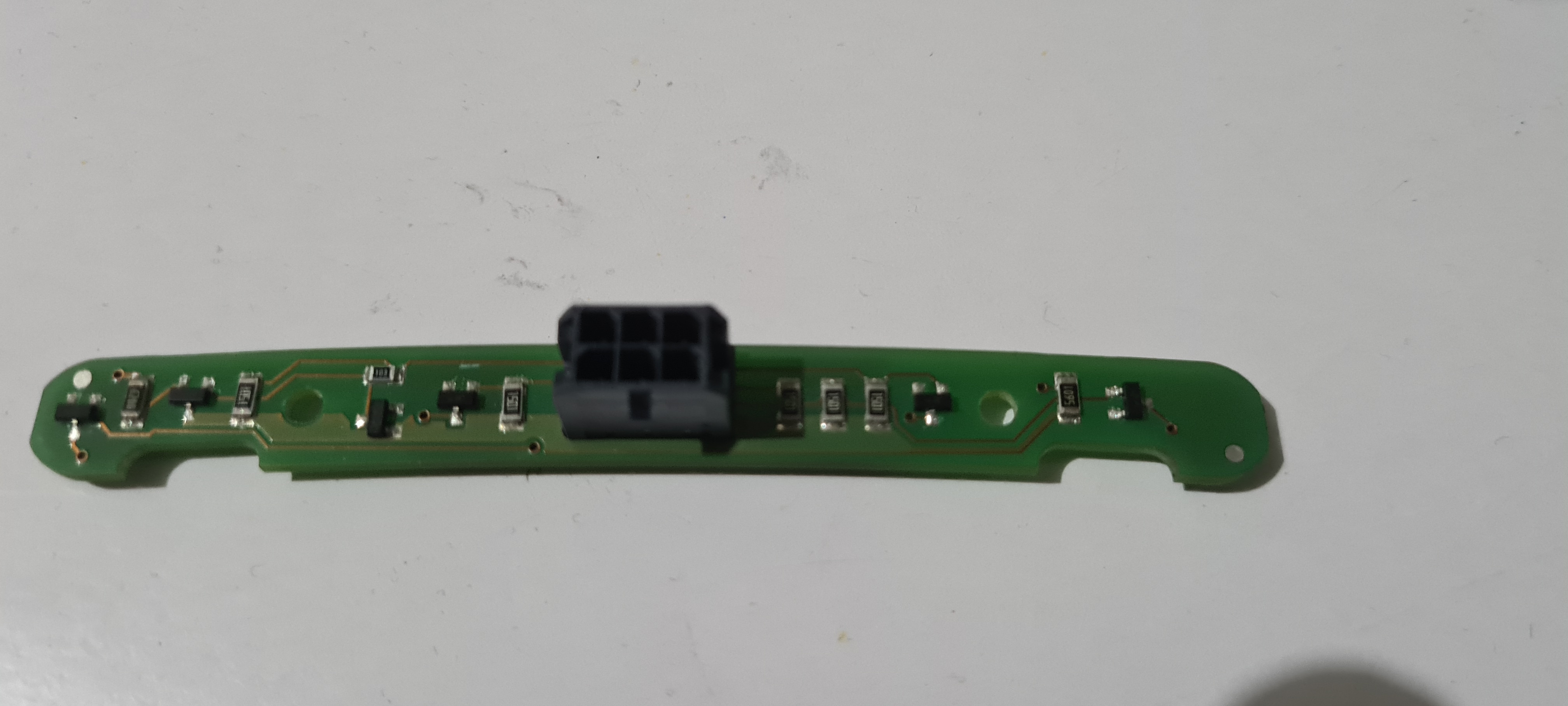 modu-led-4-diodowy-sprawdzenie-sprawno-ci-multimetrem-reakcja-na-12v