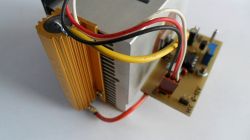 Układ pomiarowy do rozładowywania akumulatorów