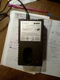 kabit 24V - Nie ładuje, która dioda ma świecić przy ładowaniu? kabit 24V - Nie ładuje, która dioda ma świecić przy ładowaniu?