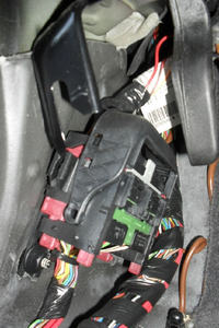 [Astra III H] Potrzebne 12V do CB po zapłonie