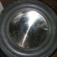 Identyfikacja i wycena głośnika ze zdjęć - brak informacji o modelu