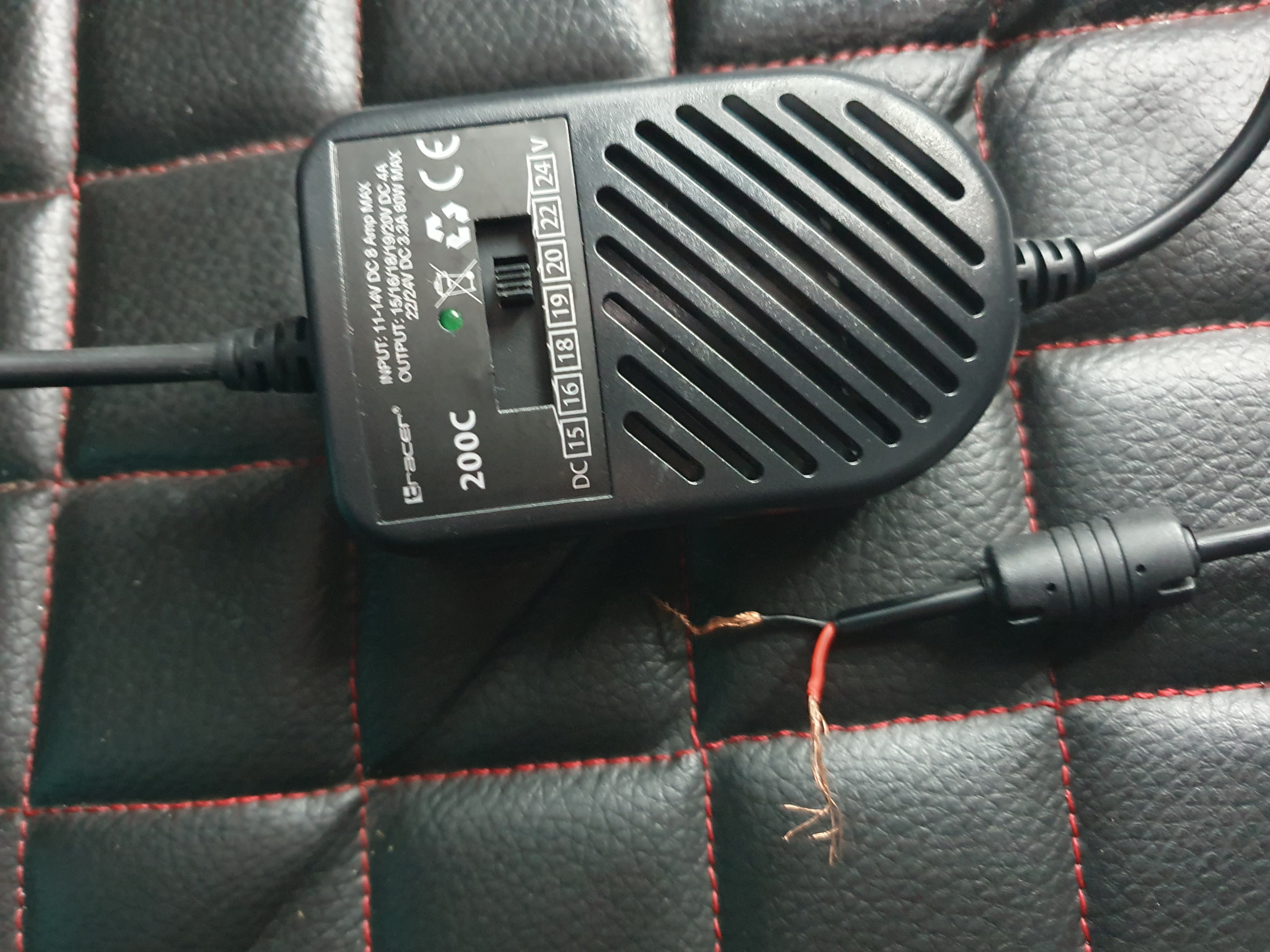 [Rozwiązano] Dell zasilacz laptopowy Jak podlaczyc kable od