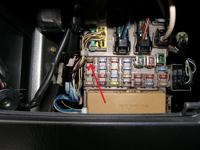 Corolla E12 - Podłączenie świateł dziennych i światła mijania