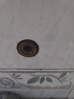 Extracting Broken Bolt from Tap-Pipe Connection Without Damaging Tiles