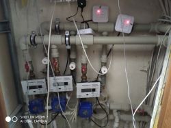 Regulator temperatury, ogrzewanie podłogowe, temperatura stała nie zmienia sie