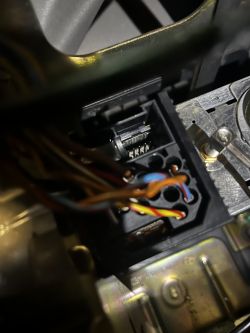Brak dźwięku w radiu po zmianie na Android w BMW E39 - poszukiwane sugestie