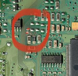 Opel vivaro 1.9 - Rozszyfrowanie spalonego elementu ecu