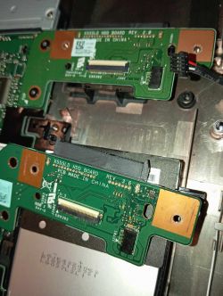 Dwie płytki HDD BOARD o różnych rewizjach: REV 2.0 i REV 3.6.
