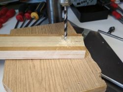 Piętrowy stojak na śrubokręty DIY Piętrowy stojak na śrubokręty DIY