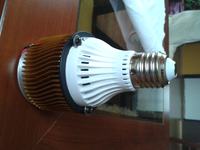 Lampa LED E27 12W 1100lm Lampa LED E27 12W 1100lm