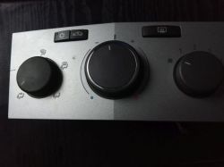 Opel Zafira B 1.9CDTI Z19DTH C - Nie działa panel nawiewu i klimatyzacji