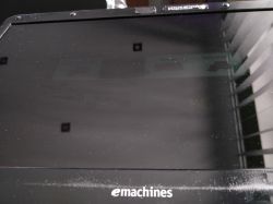 eMachines E725 - Czy inwerter odpowiada za słabe podświetlenie matrycy?