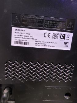 Soundbar Samsung HW-M550 - połączenie głośnika niskotonowego