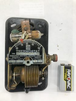 Urządzenia sprzed ery procesorów. Cz. 1 Termostat z łącznikiem rtęciowym