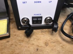 Budżetowa stacja lutownicza JCD 8908 2 in 1 (groty + hot air) za 200 zł, wylut VGA HDMI itd