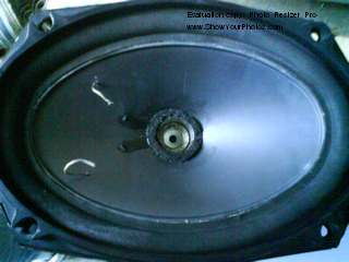 Pomoc przy naprawie głośnika.