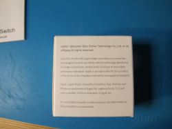Product box with information on compatibility with Apple HomeKit.