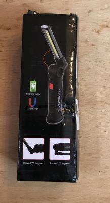Recenzja i wnętrze latarki Worklight W-52 ładowanej przez USB Recenzja i wnętrze latarki Worklight W-52 ładowanej przez USB