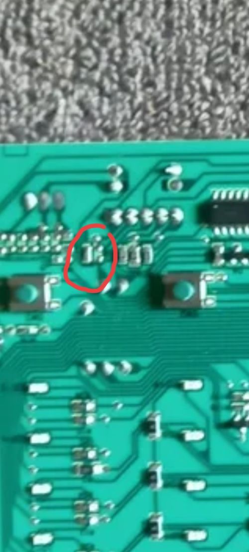 [Rozwiązano] Beko SWRE 6511 BWW2 – wartość rezystora R26 na płycie G01 ...