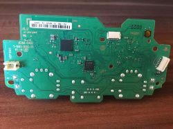 Pad PS4 rozładowuje się do zera, system go nie rozpoznaje