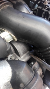 Oil spill on the right side of the engine 1.6 hdi 109 km 2005