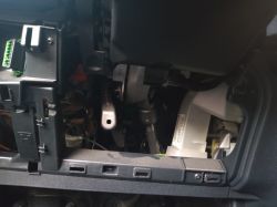 Wymiana manetki zmiany biegów w Citroen Grand Picasso C4