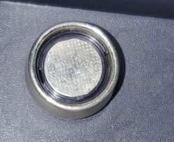 Identyfikacja immobilizera na pastylce Dallas DS1990A-F5 w 3-letnim aucie