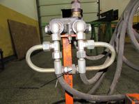 hydraulika siłowa - sterowanie wiertnicą ziemną , podłączenie rozdzielaczy . hydraulika siłowa - sterowanie wiertnicą ziemną , podłączenie rozdzielaczy .