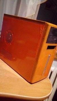 Jaką farbą w sprayu pomalować obudowę Modecom Step 203 na pomarańczowo?