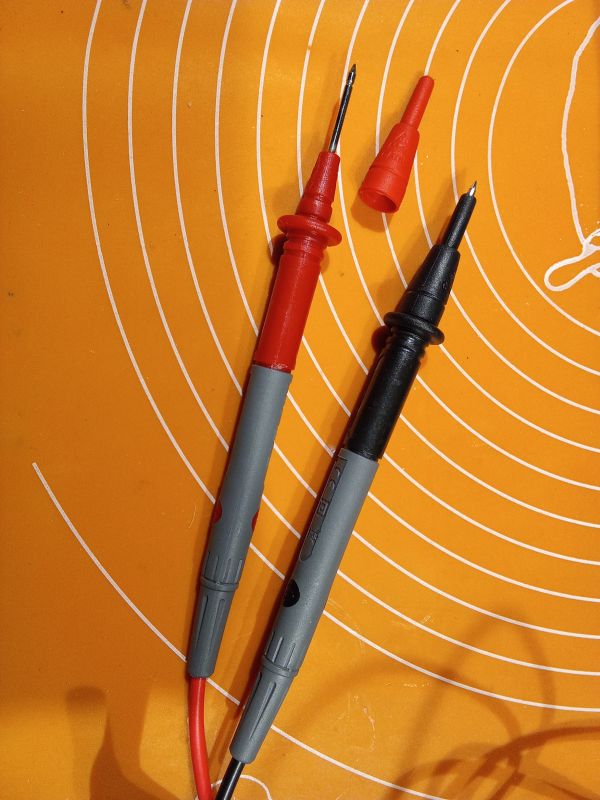 MESTEK DM 100 - miernik uniwersalny dla każdego? Krótki opis i kilka fotek.