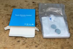 Zestaw RF pilot "włącznik" na baterie i przekaźnik do schowania w puszce (niby WiFi?)