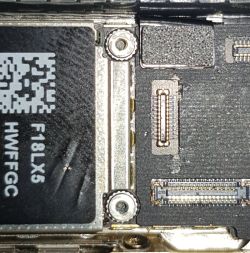 Iphone 5s - białe tło i reset po wymianie LCD, błąd 9 w iTunes