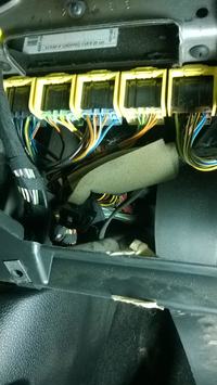 Ford Fiesta mk6 2004 1.3 5d - schemat elektryczny i montaż alarmu Stig Blocker