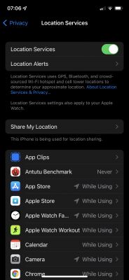Ikonka lokalizacji na iPhone nie znika (iPhone 12 pro)