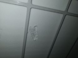Zalodzony parownik pompy ciepła Vaillant Arotherm