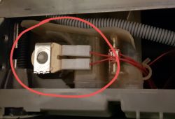 Electrolux ESL8810RA - Zmywarka buczy podczas pracy, czasem nie myje dokładnie