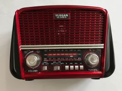 Radio AM/FM/SW USB/TF/BT RX-456BTS z panelem solarnym - wnętrze, test ładowania