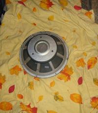 SPRZEDAM GŁOŚNIK PEAVEY BLACK WIDOW 15'' 350 RMS/ 8OHM