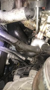 1.9 TDI BLS Engine: Identifying Oil Leak Sources - Turbo, Intercooler, Valve Cover & Solutions 1.9 TDI BLS Engine: Identifying Oil Leak Sources - Turbo, Intercooler, Valve Cover & Solutions