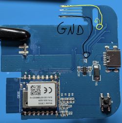 PCB with CB3S module, annotated GND trace, components and edge connector