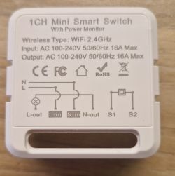 WiFi 1CH smart switch with technical specs and wiring diagram on white casing