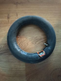 Xiaomi - Efekty sklejenia dętki hulajnogi: przegląd, koszty i technika naprawy