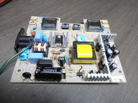 Schneider L992 - monitor włącza się i wyłącza po wymianie elektrolitów