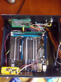 Komputer klasy HTPC PVR w obudowie Z17. Komputer klasy HTPC PVR w obudowie Z17.