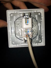 Połączenie dwóch gniazd RJ45 - Połączenie Router -> gniazdo -> gniazdo -&g