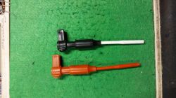 Jakie wybrać kombinerki (szczypce) dla warsztatu elektronika?