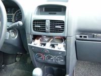 Renault Clio II - Słaby kontrast na ekranie wyświetlającym