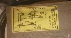 Tabliczka znamionowa transformatora klasy 200 z mikrofali Moulinex.