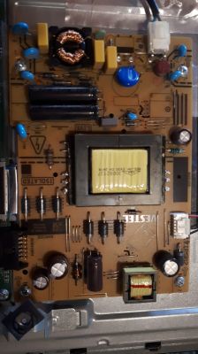 Toshiba 32LL3A63DG (Vestel 17MB211S-R1) - Brief Toshiba logo then black screen