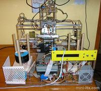 Florian - robot kopiujący płyty DVD